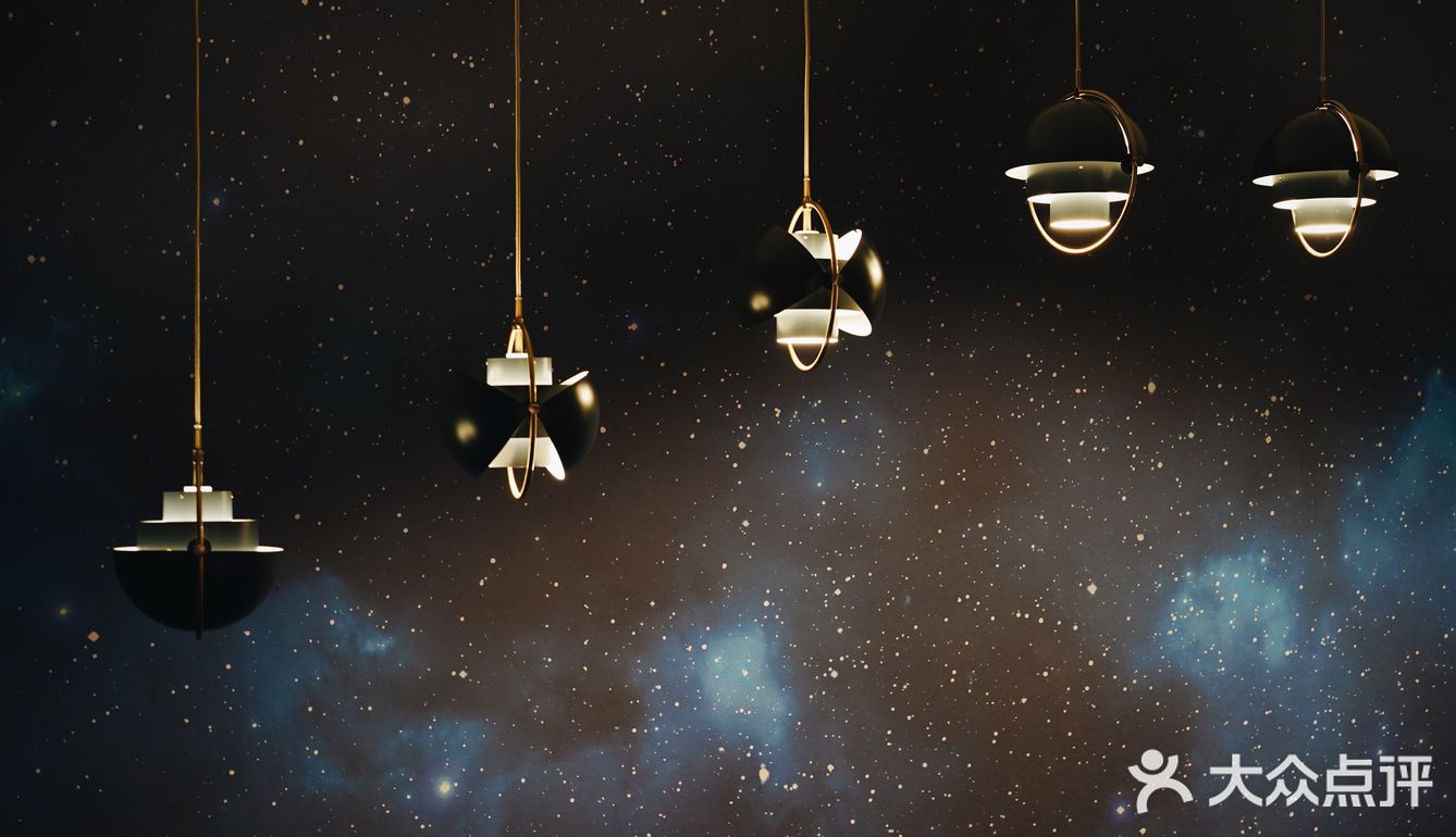 “灯控”必逛设计展｜GUBI，用光写诗，不只是艺术的感动