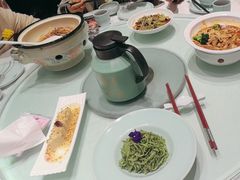 -江城小馆陕南妈妈菜·全球旅行餐厅(钟楼店)