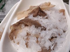 -芝小官毛肚火锅海鲜自助(苏州吴江区万宝店)