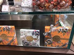 -VENCHI 闻绮(北京国贸商城店)