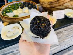 乌米饭团-明月楼