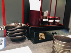 餐具摆设-名代宇奈备长炭烧鳗鱼居酒屋