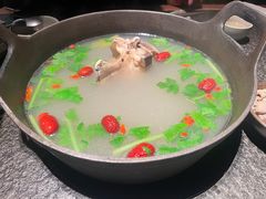 -三出山火锅(南京万象天地店)