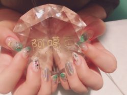 -阿噶西美甲美睫