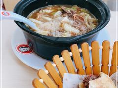 -闫家驴肉老店(华电一校店)