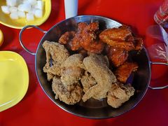 -BHC炸鸡(明洞总店)