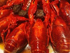 -臻鲜燕海鲜融合餐厅(金陵style店)