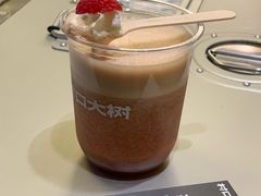 草莓kiki-村口大树(长乐路店)