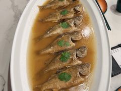 五道黑-乡村馕坑肉·烧烤·新疆菜·本地人更爱吃(阿勒泰首店)