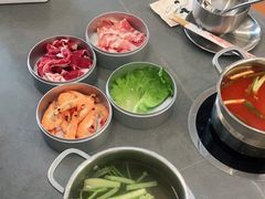 -晓沸牛肉海鲜小火锅(白湖亭万达广场店)