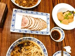 -老天桥酱肉烧饼夹肘子(天桥店)