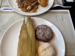 -东方滨江大酒店·滨江厅
