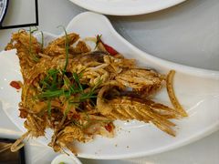 -覃记海鲜美食餐厅