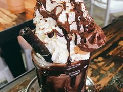 爆炸冰激淋巧克力-MIKAKU(万达广场上海宝山店)