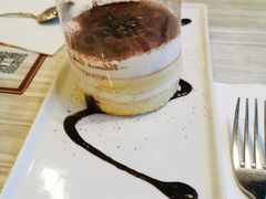 冲绳黑糖爆浆蛋糕-必胜客(证大大拇指店)