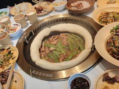 -锅当当铁锅炖烀饼王(长泰广场店)