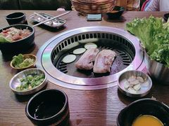 -香猪坊韩国烤肉专属门店(魏公村店)