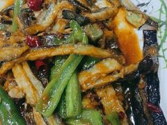 -山妹子铁锅炖