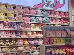 -名创优品(海珠乐峰广场店)