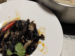 -煲王粤菜餐厅(中侨中心店)