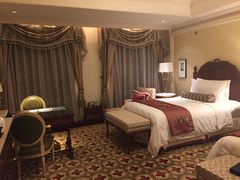 -广州富力丽思卡尔顿酒店