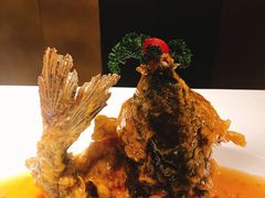 糖醋鲤鱼-闫府私房菜·百年鲁菜(恒隆店)