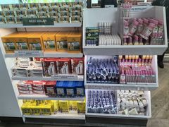 -王权免税店(普吉机场店)