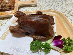 -小董哥烤串·爆汁大油边(故宫店)