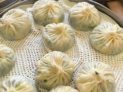 -正宗开封黄家灌汤小笼包子