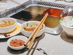 -海底捞火锅(新松江路生日主题店)
