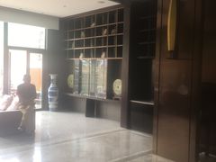 -铂逸梦秦酒店(横店梦幻谷店)