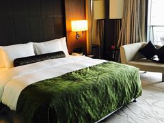 -上海滴水湖皇冠假日酒店