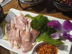 -三人行骨头王火锅(长寿店)