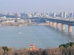 -龟山风景区-龟山电视塔