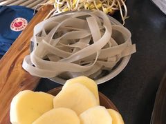 -利姐牧牛匠老火锅(兰花店)