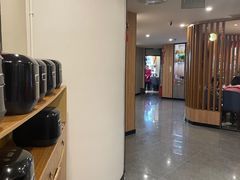 -有红鸡毛店·川菜(建设路店)