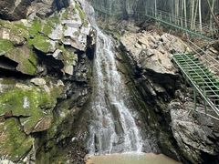 -藏龙百瀑风景区