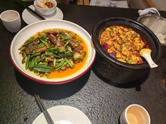 -万重锦·人文川菜馆(骡马市店)