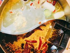 小鸳鸯锅底-野妹火锅(龙岗店)
