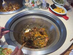 -山里屯铁锅炖·东北菜(康桥店)