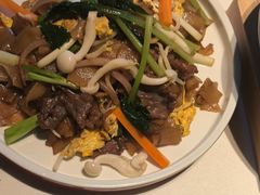 -八府香鸭·啫啫煲(华山路店)