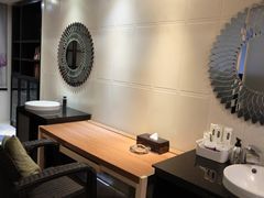 -喜鹊愉家酒店(郑州曼哈顿博览中心地铁站店)