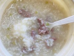 窝蛋牛肉粥-火齐潮汕砂锅粥(五道口店)