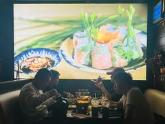 -大头虾越式风味餐厅(光明广场店)