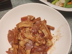 -凤凰园烤鸭店·唐山菜·传承花椒肉(老唐丰路店)