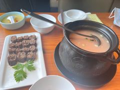 -莲餐厅·湖北菜·潜江小龙虾店(愚园路店)