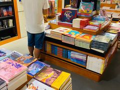 -SISYPHE BOOKS西西弗书店(龙湖滨江天街店)
