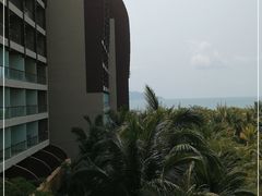 -三亚湾海居铂尔曼度假酒店
