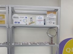 -无奔眼镜·蔡司·依视路授权店(马家堡店)