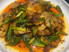 -万重锦·人文川菜馆(骡马市店)